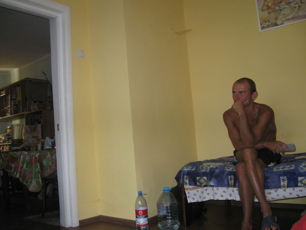  3988785  Danos85, 39 ,    