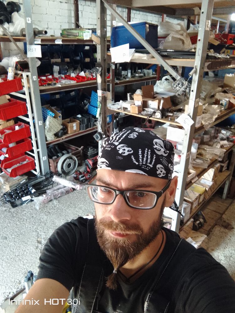  44703515  , 34 ,    
