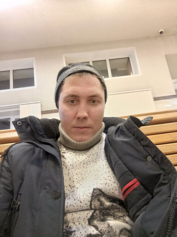  49817205  , 37 ,    