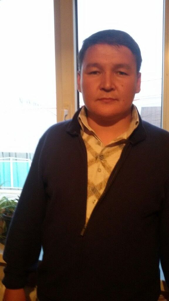  5976135  Oskar, 45 ,    