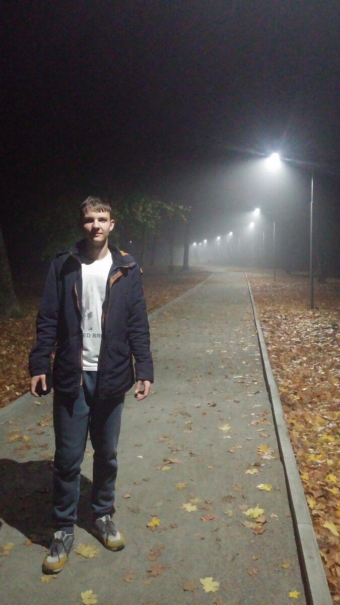  18110745  , 27 ,    