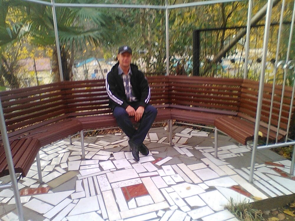  5389885  Vitali, 48 ,    