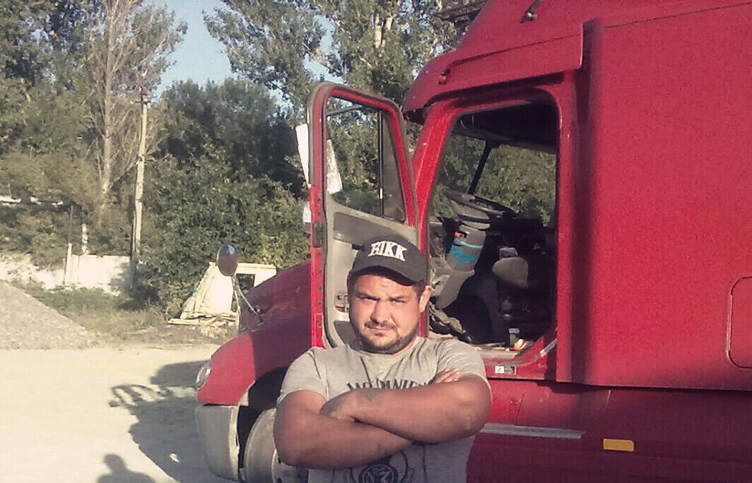 ,   Alekseiiby, 37 ,   ,   