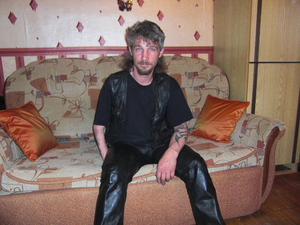  7159455  Landlord, 50 ,    