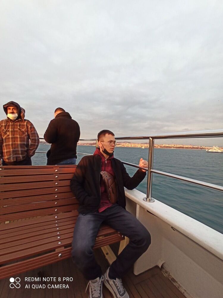  23721315  Polat, 28 ,    