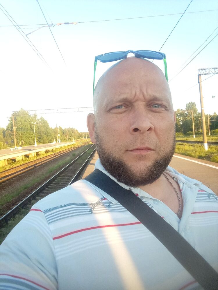  32335255  , 42 ,    -