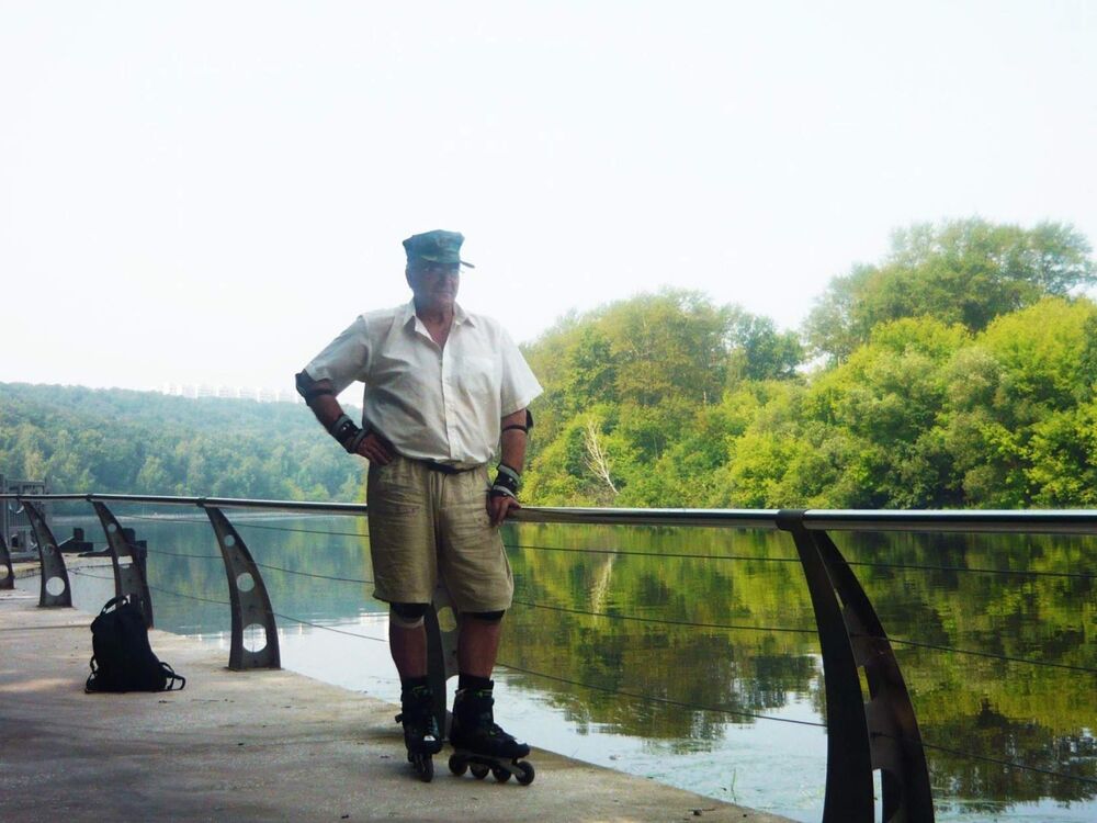  ,   Boris, 71 ,   ,   , c 