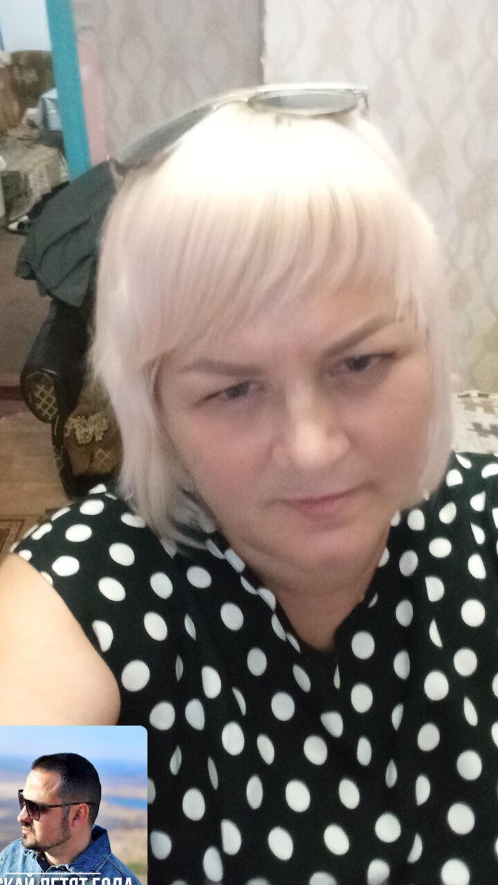  47745235  , 42 ,    