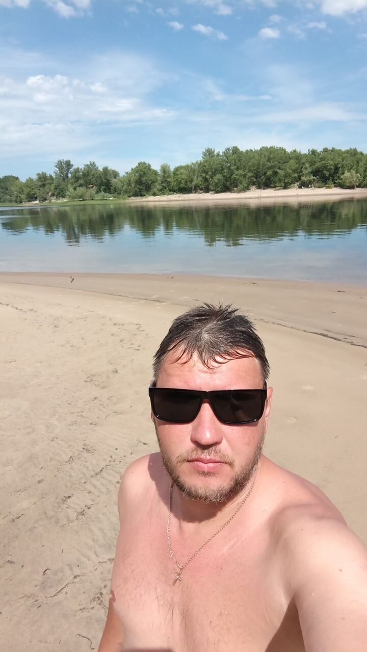  44559285  , 39 ,    