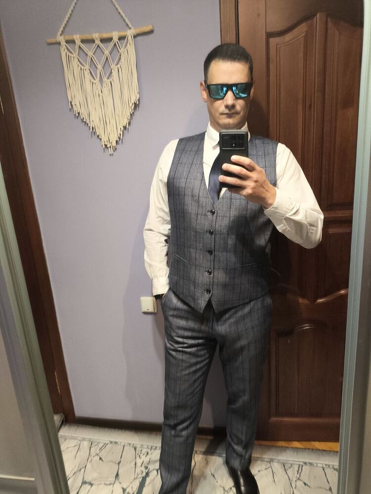  52819075  , 35 ,     