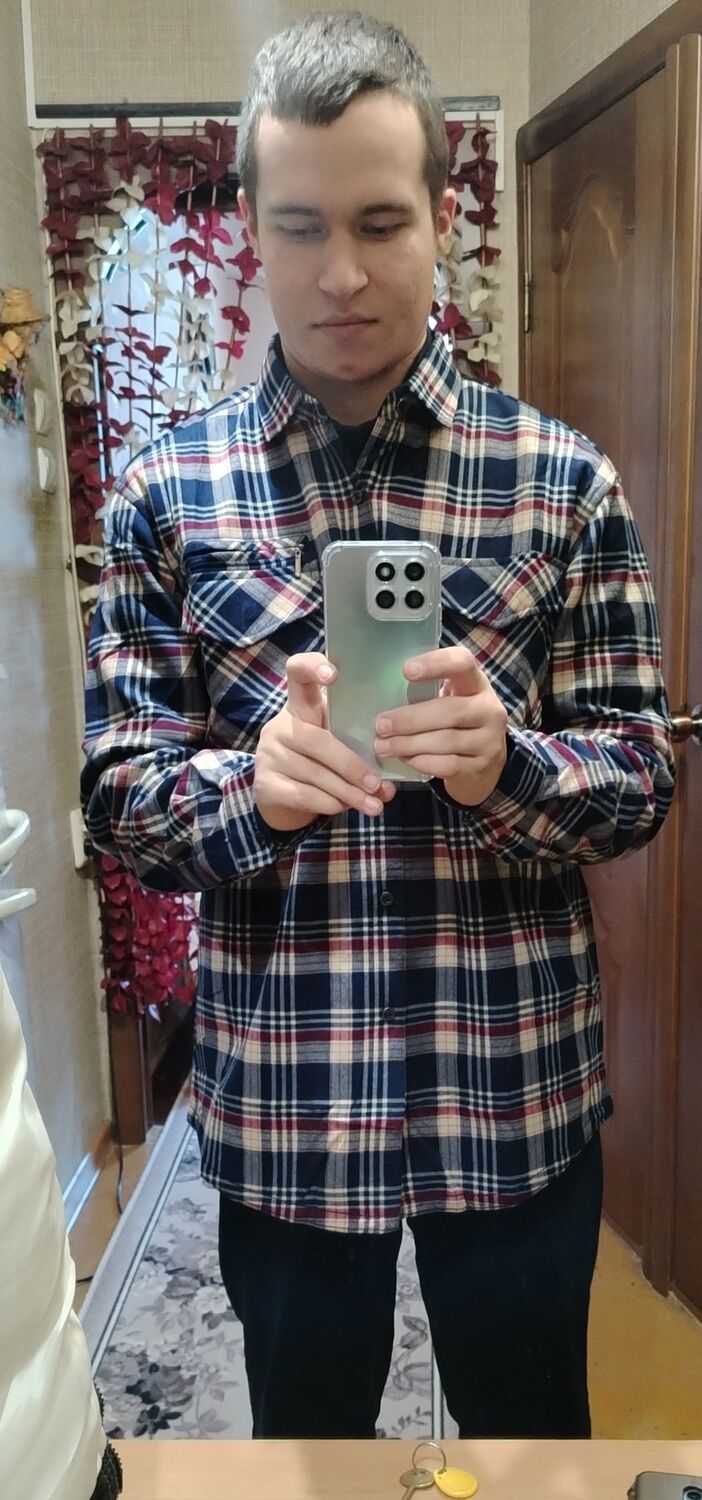  51713735  Ruslan, 23 ,    