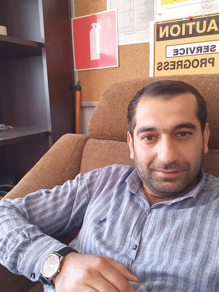  29721995  Anar, 39 ,    