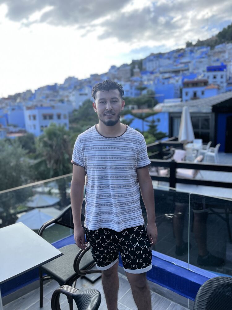  36038575  Abdelghani, 27 ,    