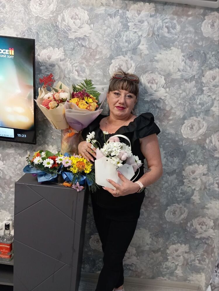  ,   Oksana, 49 ,   ,   , 