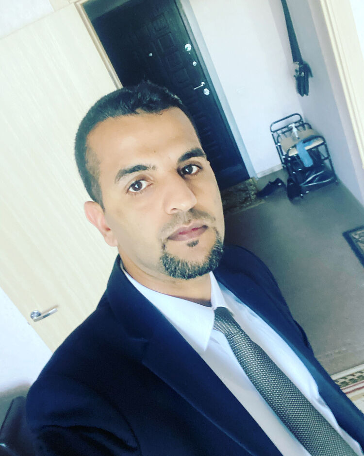  27606825  Karrar, 34 ,    