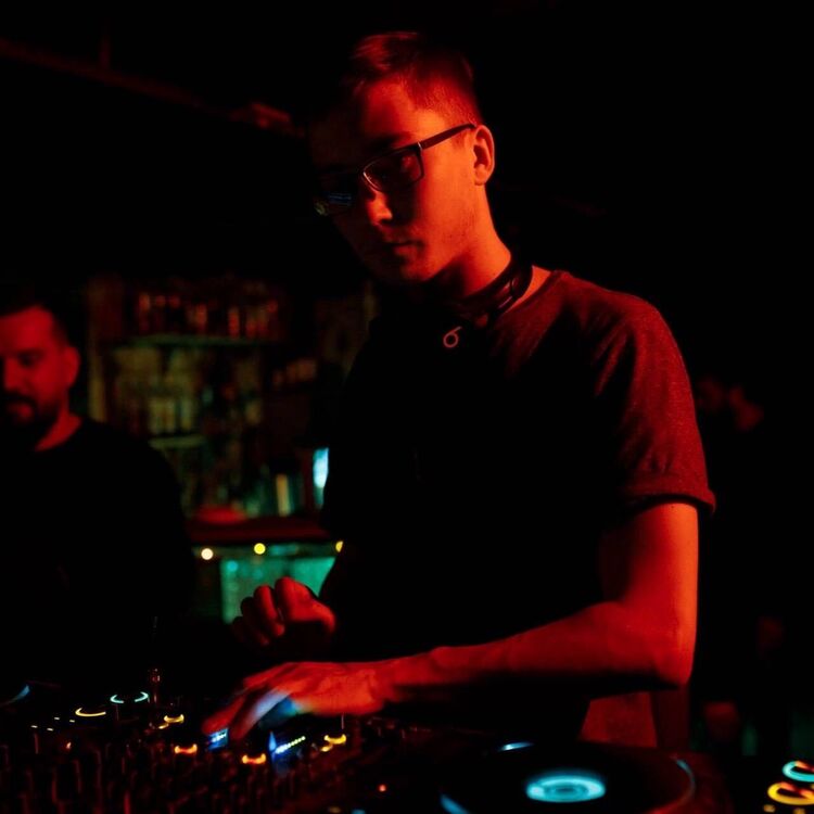 ���� 38372295 ������� ������, 30 ���, ���� ���������� � �����-����������