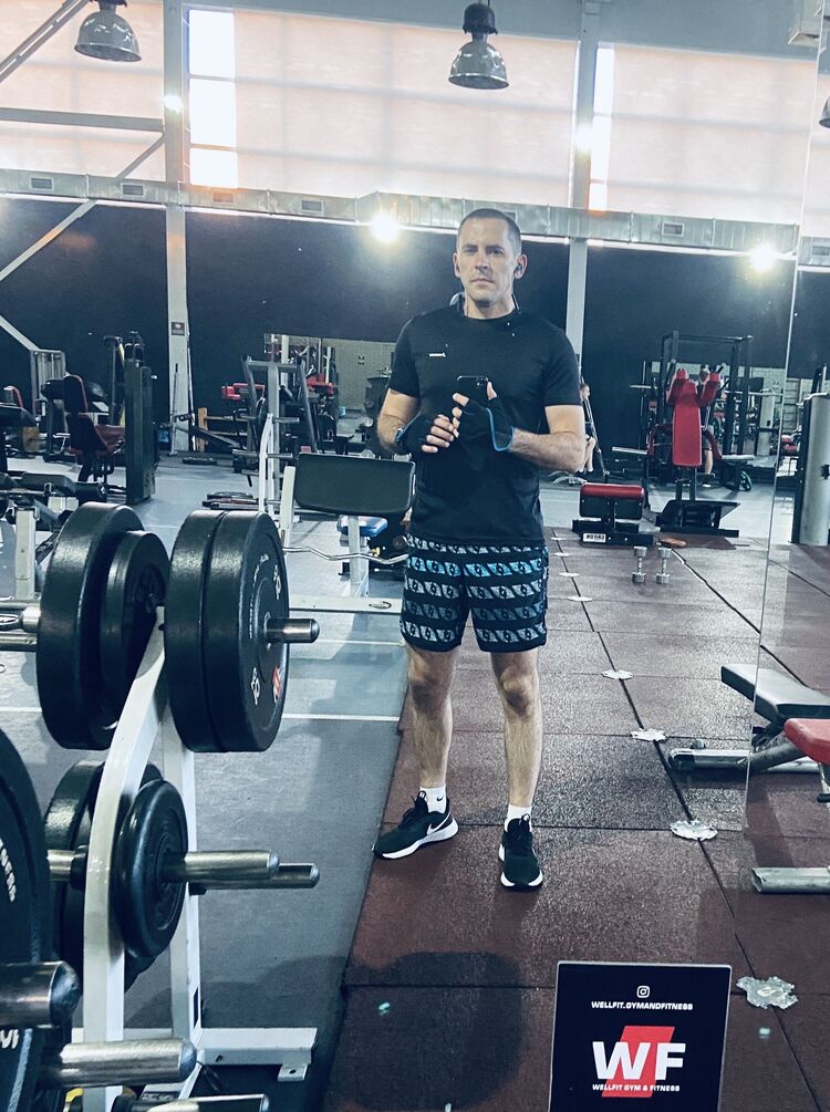  ,   Sergei, 35 ,     , c 