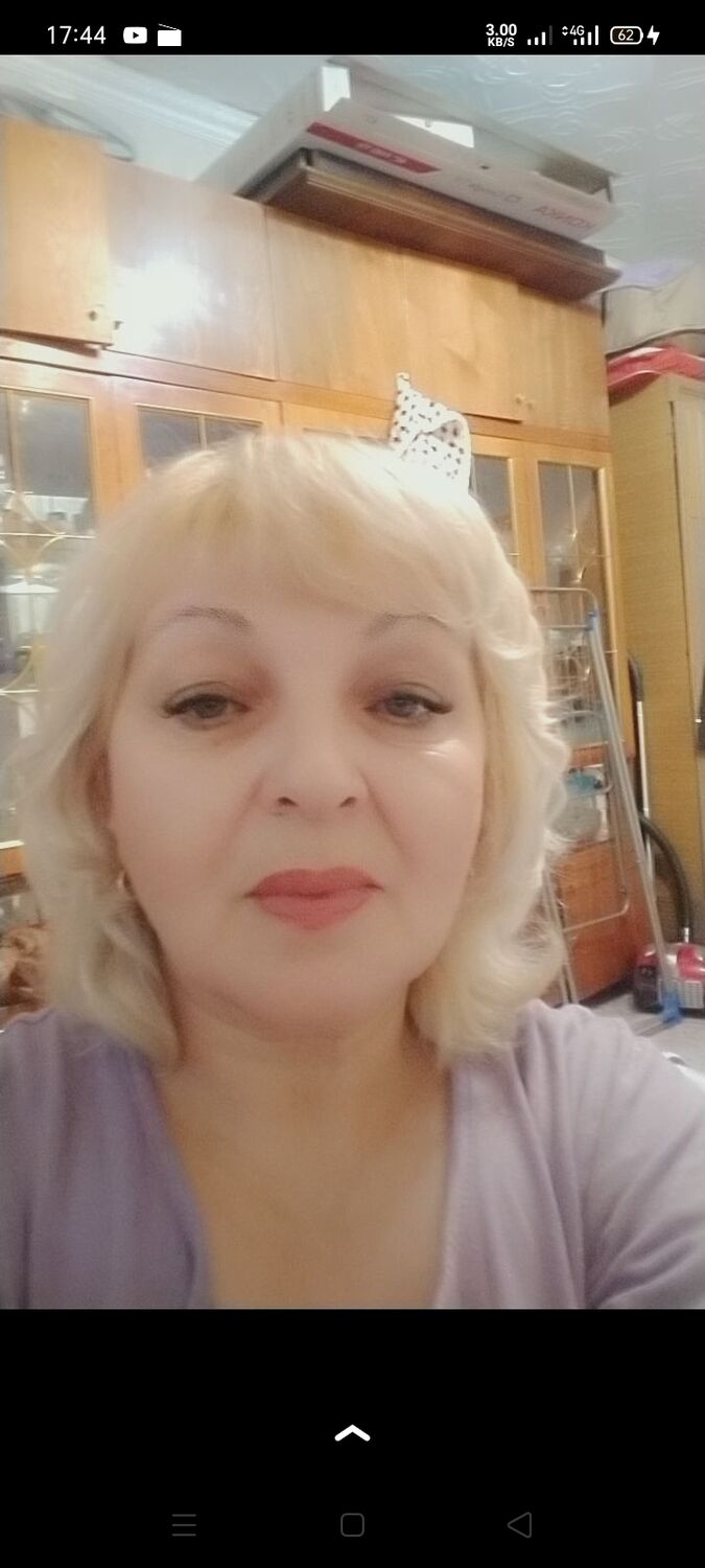  39735635  Irina, 50 ,    