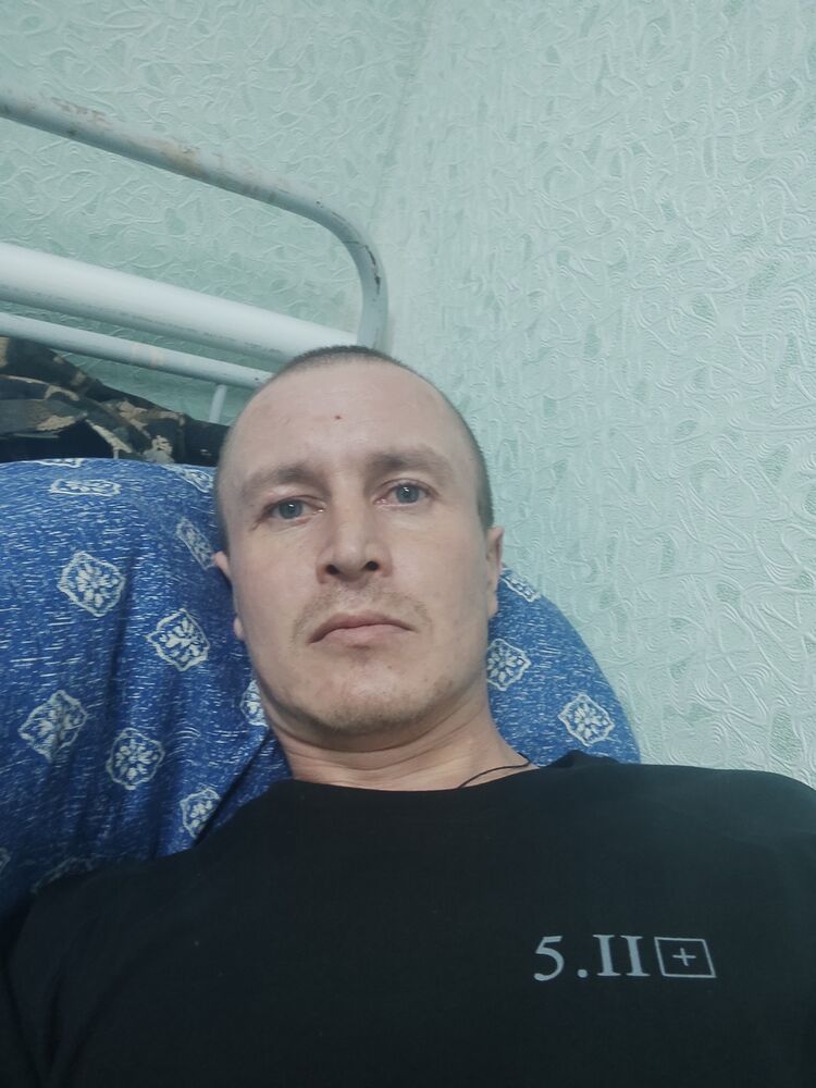  48830325  , 32 ,    
