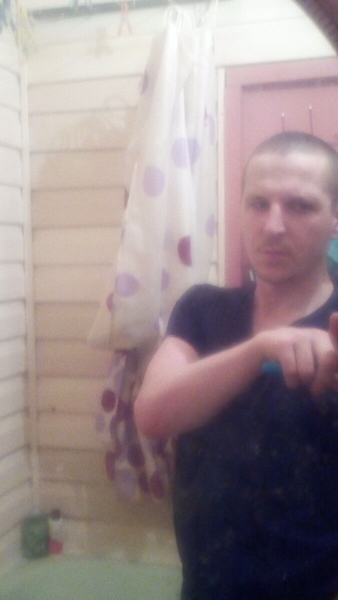  11538995  Denis, 38 ,    