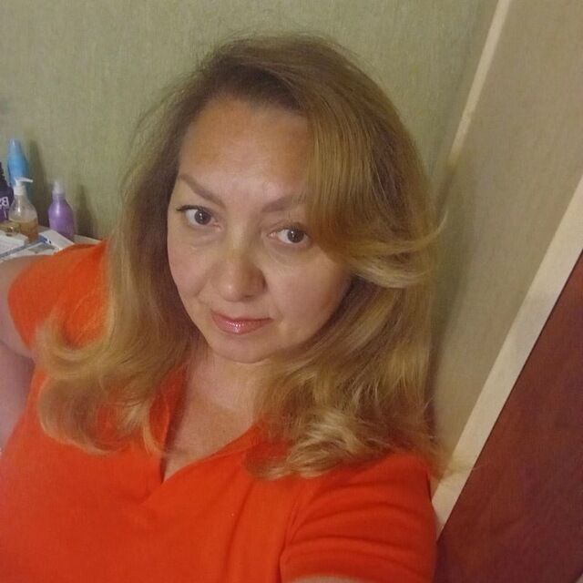  54214805  Olga, 48 ,     