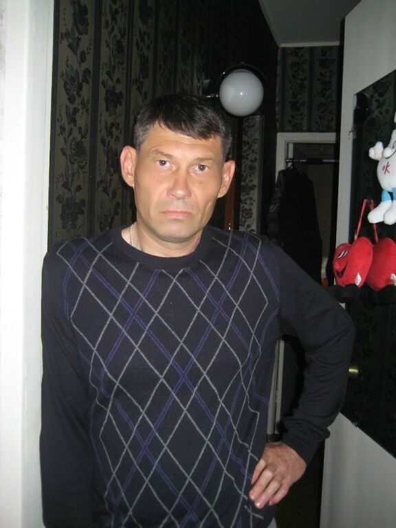  ,   Alex, 53 ,   