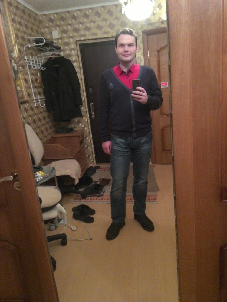  ,   Martin, 39 ,   