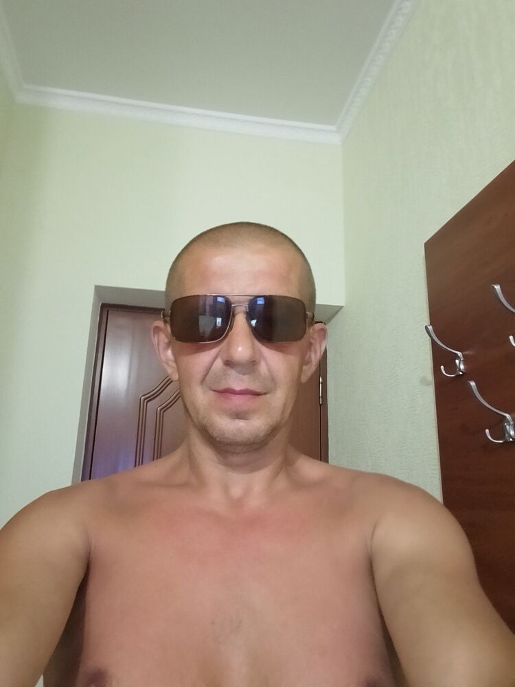  41429345  Sergey, 47 ,    