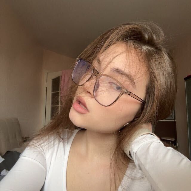  42680275  , 24 ,    
