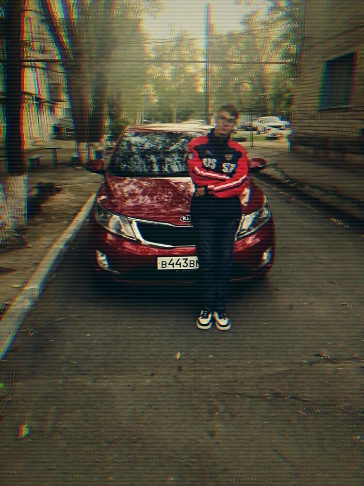  32358385  Daniil, 21 ,    