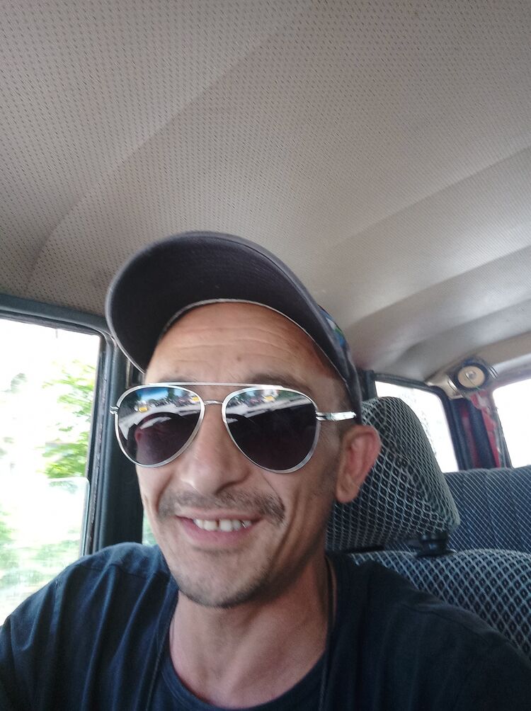  ,   Ismail, 42 ,   ,   