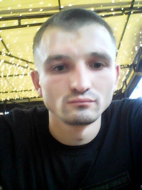  ,   Viktor, 32 ,   ,   , c 