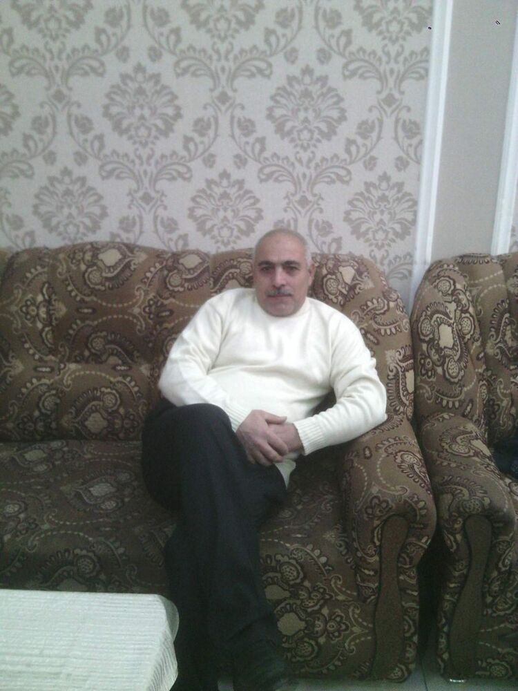  15838615  Vahid, 53 ,    