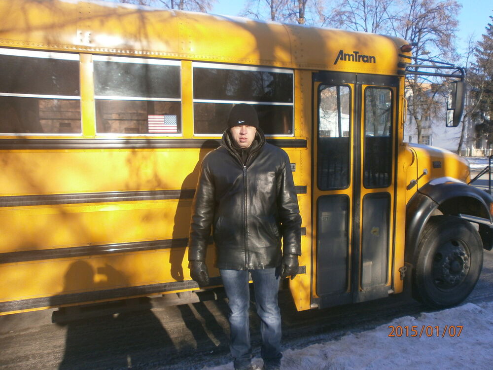  5571985  RUSLAN, 45 ,    