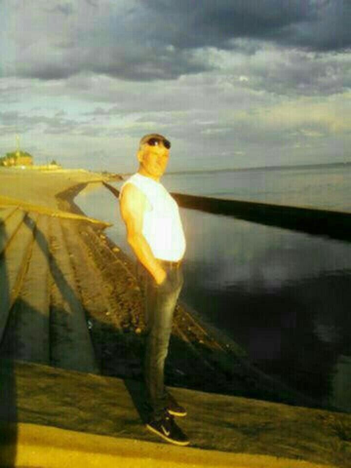  31647925  , 60 ,    