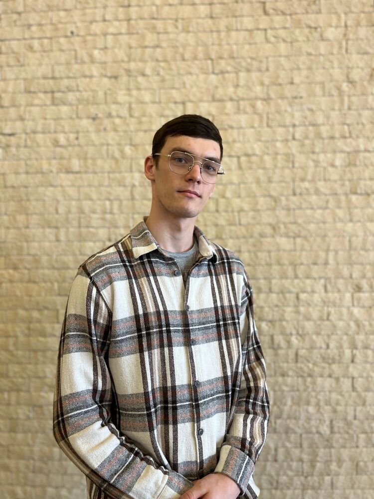  34746305  , 24 ,    