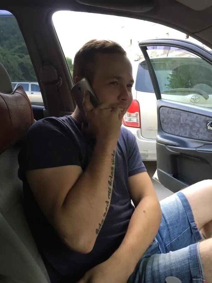 29899985  Andrey, 32 ,    