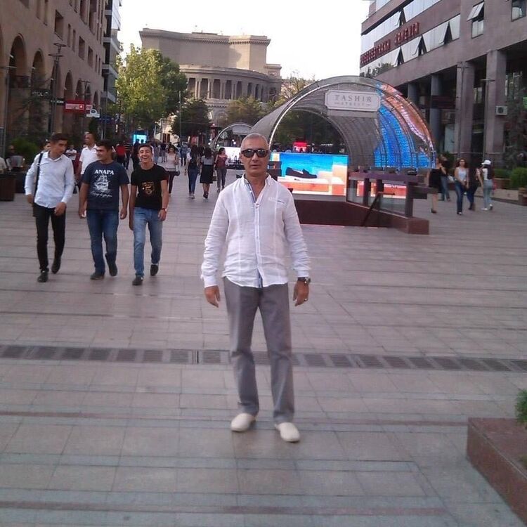  ,   Arthur, 48 ,   ,   , c , 