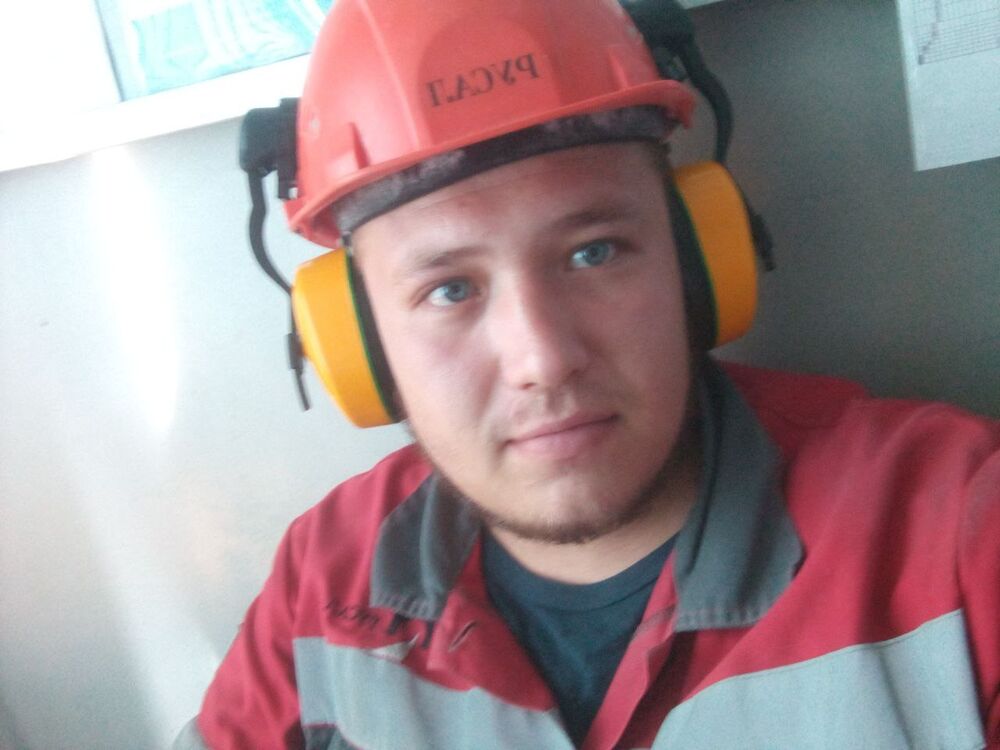  47032195  Egor, 26 ,    