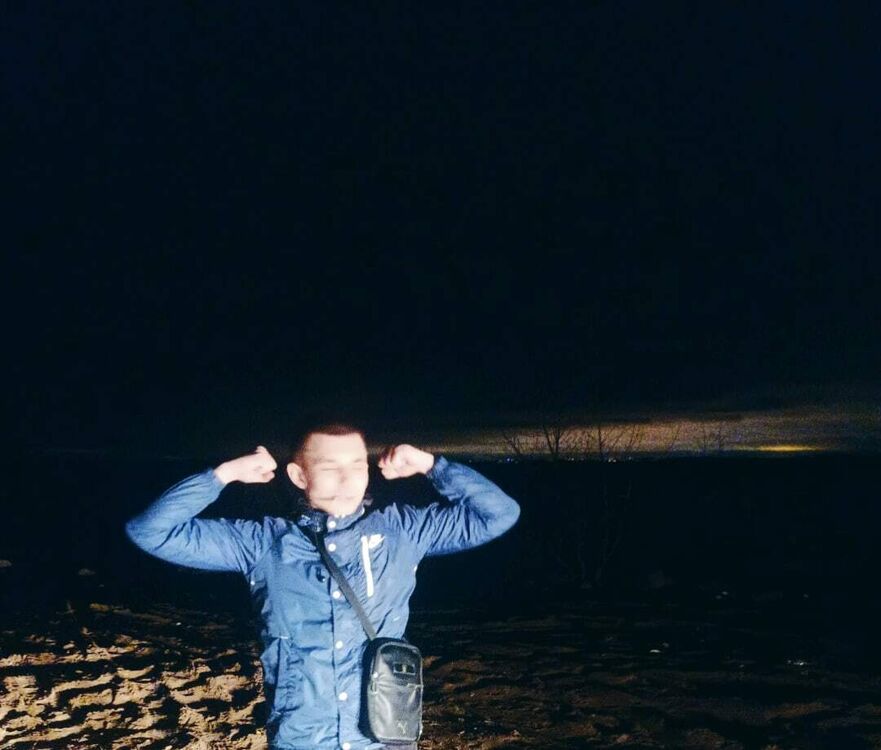  ,   Ilya, 22 ,   ,   , c , 