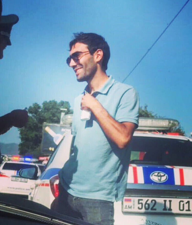  ,   Hovo, 29 ,   ,   
