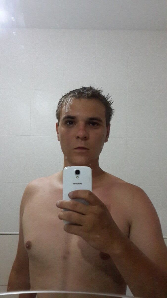  9957615  , 32 ,    