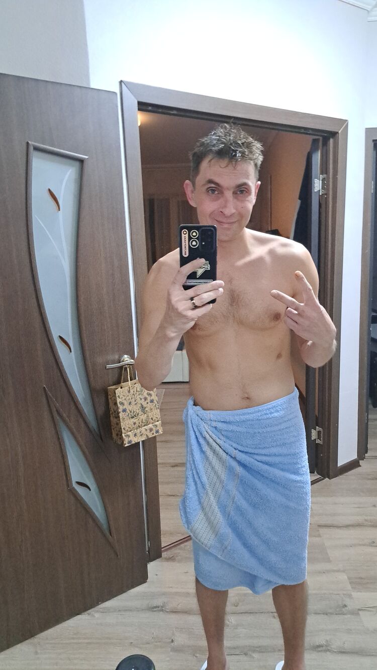  33382045  , 37 ,    