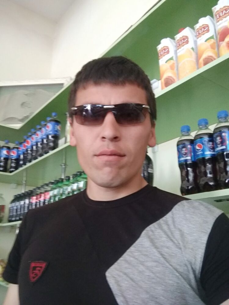  ,   Dj Okendy, 33 ,     , c , 