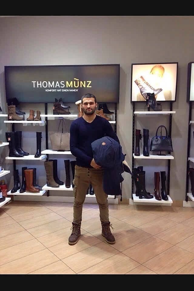  ,   Timur, 35 ,   