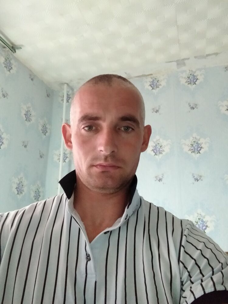  21374415  , 44 ,    