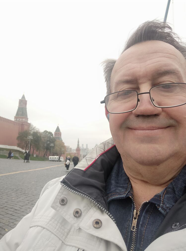  53275775  Andrey, 64 ,    -