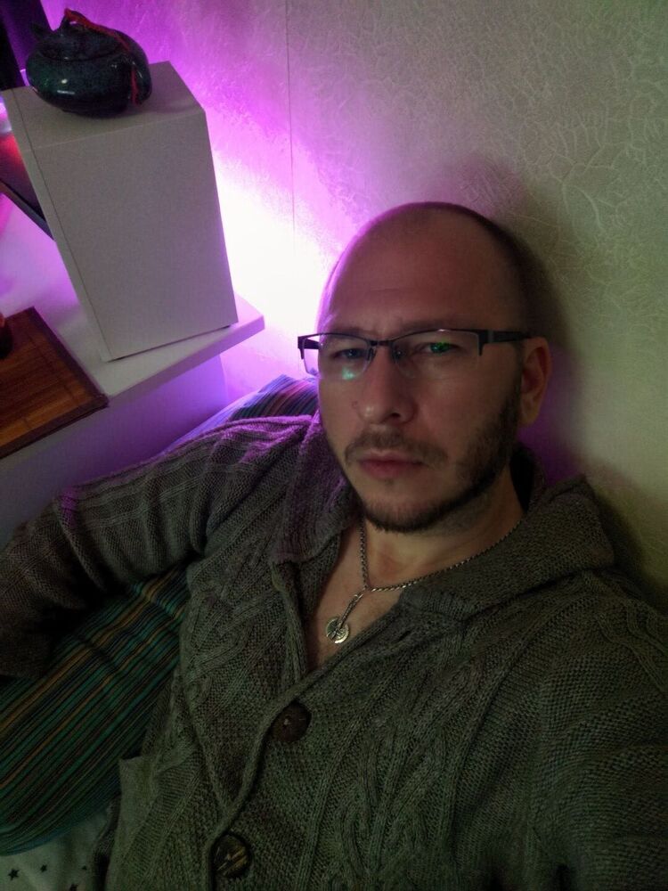  49811925  Igor, 42 ,    --