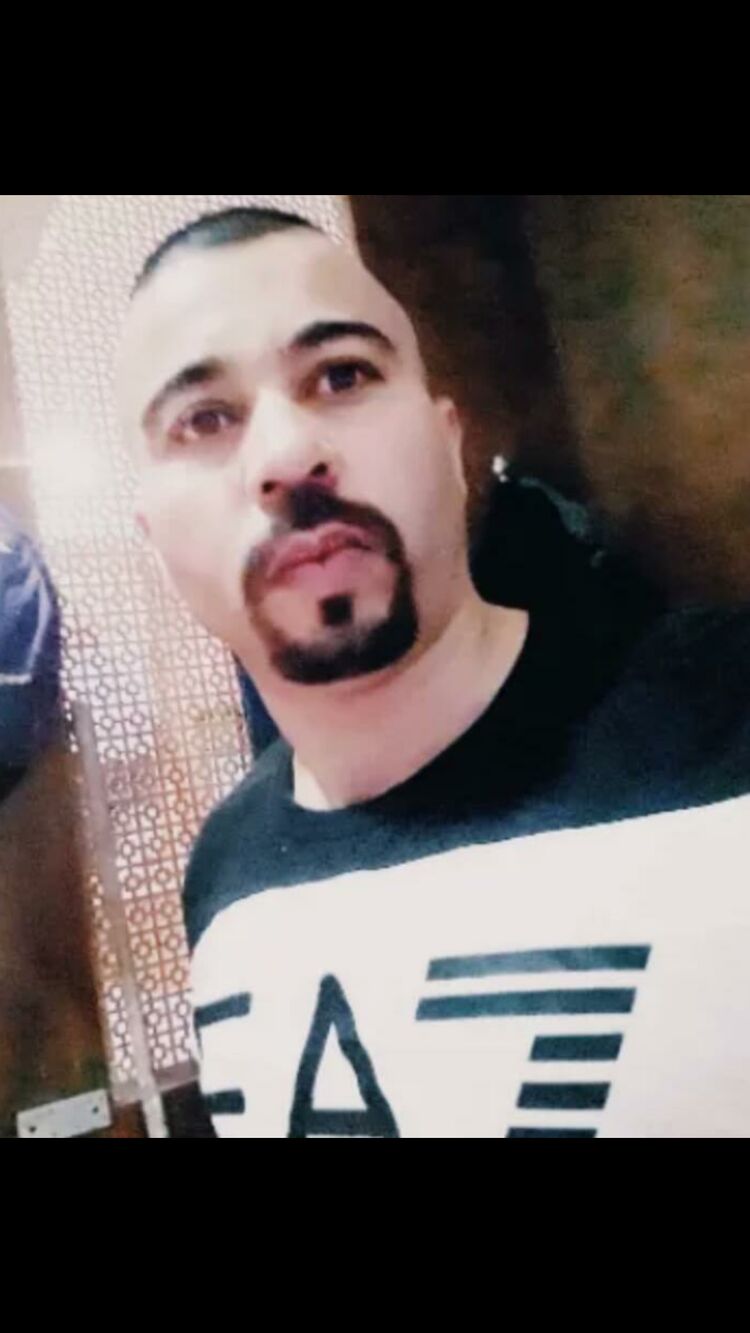  25498815  Erkin, 43 ,    