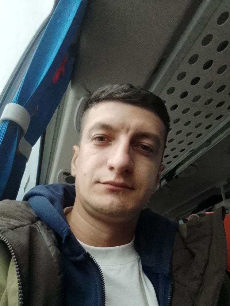  49075885  , 35 ,    